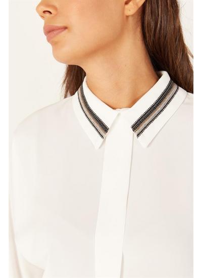 Kadın Beyaz Parlak Şerit Süslemeli Bluz