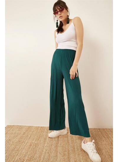 Kadın Yeşil Piliseli Pantolon